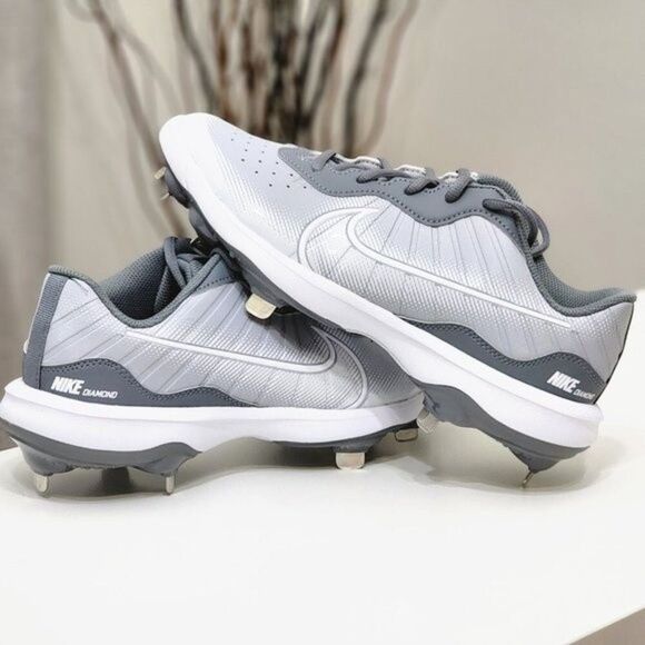 NEW! Men's Nike Alpha Huarache Varsity 4 Low Baseball Cleats / Size 7 - Picture 1 of 11